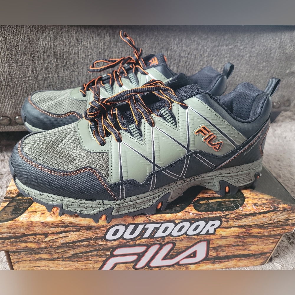 Fila Trail Walking Shoe Men's Size 10Wide A Peake 24 Lace Up Hicking Sneaker New